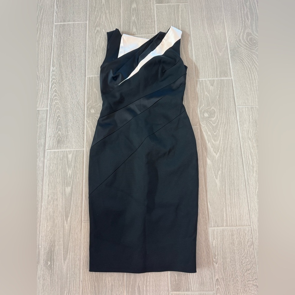KAREN MILLEN Black and White Classy Classic Sheath Dress Size 8 NWT